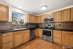 17535 Loop Ln SE, Yelm, WA 98597 - Photo 15