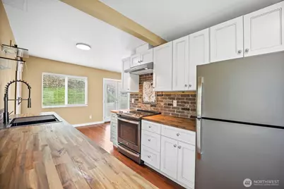 1805 Lawrence Street, Port Orchard, WA 98366 - Photo 15