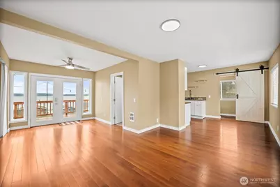 1805 Lawrence Street, Port Orchard, WA 98366 - Photo 3