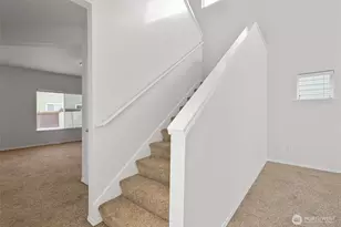 11510 185th St E, Puyallup, WA 98374 - Photo 13