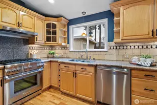 21614 SE 259th St, Maple Valley, WA 98038 - Photo 9