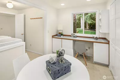 24106 NE 6th Place, Sammamish, WA 98074 - Photo 21