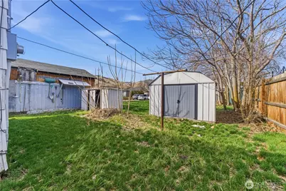 1248 S Mission Street, Wenatchee, WA 98801 - Photo 17