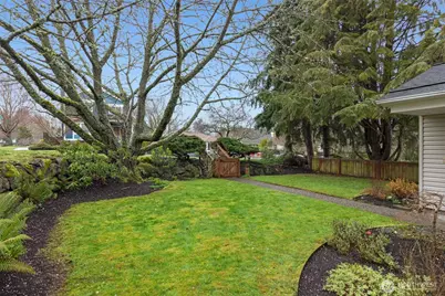 3854 48th Avenue SW, Seattle, WA 98116 - Photo 3