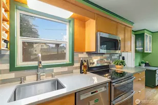 3854 48th Ave SW, Seattle, WA 98116 - Photo 15