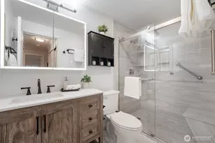 10016 NE 120th Ln, Kirkland, WA 98034 - Photo 17