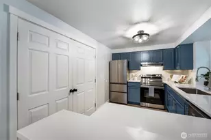 10016 NE 120th Ln, Kirkland, WA 98034 - Photo 11