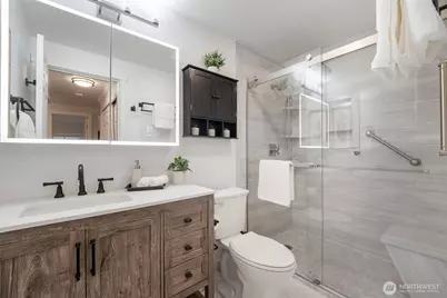 10016 NE 120th Lane #F103, Kirkland, WA 98034 - Photo 19