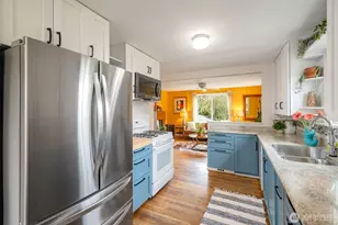 10238 7th Ave SW, Seattle, WA 98146 - Photo 9