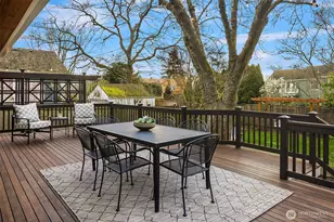 2827 40th Ave W, Seattle, WA 98199 - Photo 13