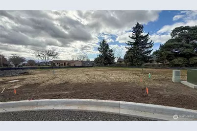 1180 Fortune Drive, Walla Walla, WA 99362 - Photo 1