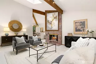 2518 Sahalee Dr E, Sammamish, WA 98074 - Photo 3