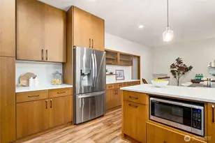 2518 Sahalee Dr E, Sammamish, WA 98074 - Photo 11