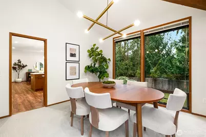 2518 Sahalee Drive East, Sammamish, WA 98074 - Photo 11