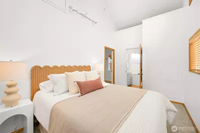 409 Kentucky Street, Bellingham, WA 98225 - Photo 17