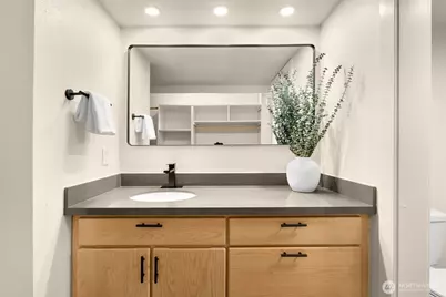 4707 W Lake Sammamish Parkway SE #d304, Issaquah, WA 98027 - Photo 21