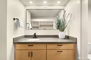 4707 W Lake Sammamish Pkwy SE, Issaquah, WA 98027 - Photo 21