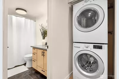 4707 W Lake Sammamish Parkway SE #d304, Issaquah, WA 98027 - Photo 25