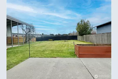 9521 Sharon Drive, Everett, WA 98204 - Photo 35