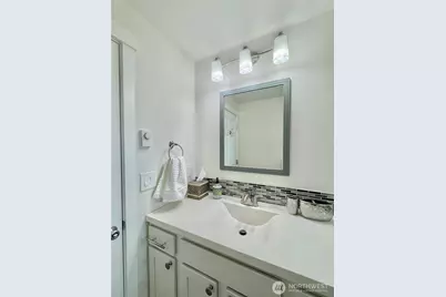 9521 Sharon Drive, Everett, WA 98204 - Photo 19