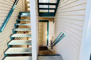 17431 Ambaum Blvd S, Seattle, WA 98148 - Photo 13