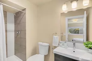 17431 Ambaum Blvd S, Seattle, WA 98148 - Photo 7