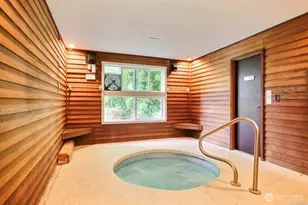 17431 Ambaum Blvd S, Seattle, WA 98148 - Photo 11