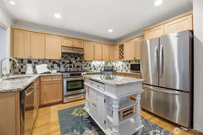 2000 Village Green Drive #16, Mill Creek, WA 98012 - Photo 13