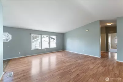 14002 70th Street Ct E, Sumner, WA 98390 - Photo 17