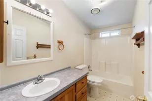 14002 70th St Ct E, Sumner, WA 98390 - Photo 33