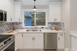 15002 Willow Rd SE, Port Orchard, WA 98367 - Photo 7