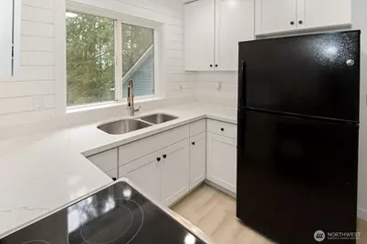 15002 Willow Road SE, Port Orchard, WA 98367 - Photo 33