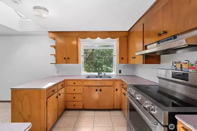 1802 22nd Avenue SE, Olympia, WA 98501 - Photo 9