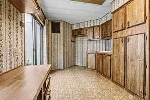 23812 Lake Dr E, Bothell, WA 98021 - Photo 29