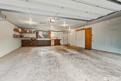 23812 Lake Drive E, Bothell, WA 98021 - Photo 33