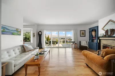 1601 Maiden Lane #E102, Wenatchee, WA 98801 - Photo 5