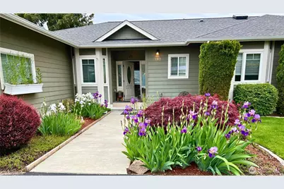 1601 Maiden Lane #E102, Wenatchee, WA 98801 - Photo 3