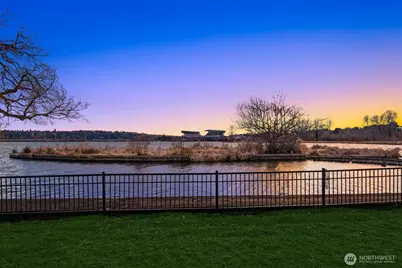 3925 NE Surber Drive, Seattle, WA 98105 - Photo 29