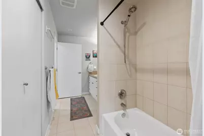 321 10th Avenue S #705, Seattle, WA 98104 - Photo 23