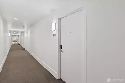 321 10th Avenue S #705, Seattle, WA 98104 - Photo 5