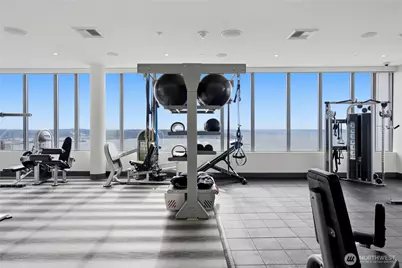 2510 6th Avenue #1010, Seattle, WA 98121 - Photo 33