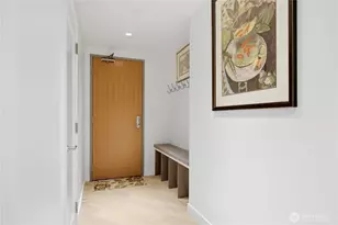 2510 6th Ave, Seattle, WA 98121 - Photo 3