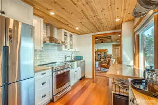 71 Olga Park Ln, Orcas Island, WA 98279 - Photo 17