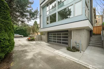 1810 23rd Avenue #A, Seattle, WA 98122 - Photo 3