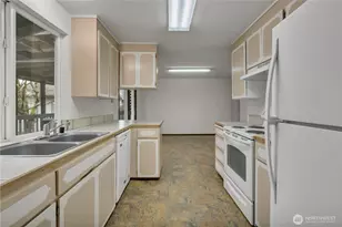 107 Butte Ave, Pacific, WA 98047 - Photo 19