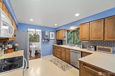 18802 185th Avenue NE, Woodinville, WA 98077 - Photo 11