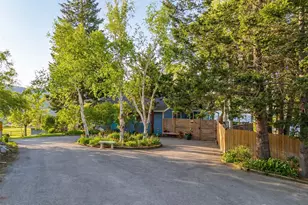 1220 S Webb Pl, East Wenatchee, WA 98802 - Photo 3