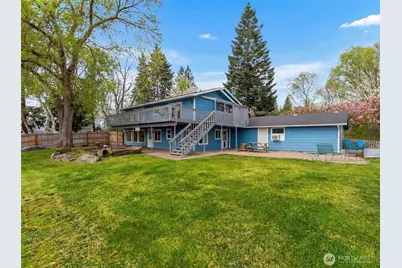 1220 S Webb Place, East Wenatchee, WA 98802 - Photo 1