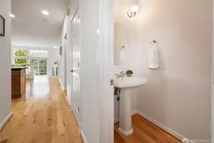 1947 NE Killian Ln, Issaquah, WA 98029 - Photo 15