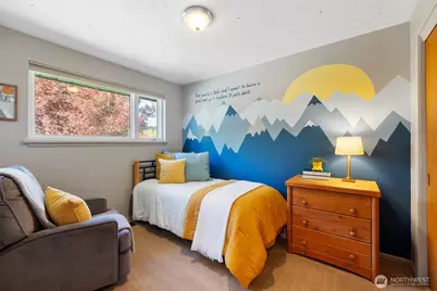 2532 NE 108th Place, Seattle, WA 98125 - Photo 11